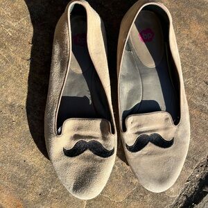 Mustache loafers! Tan BP loafers with black mustaches
9.5